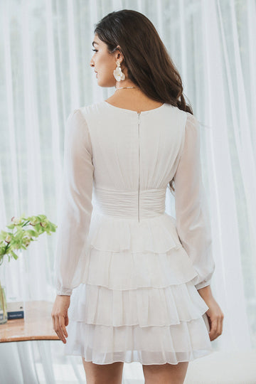 Vestido de graduación corto escalonado blanco de línea A